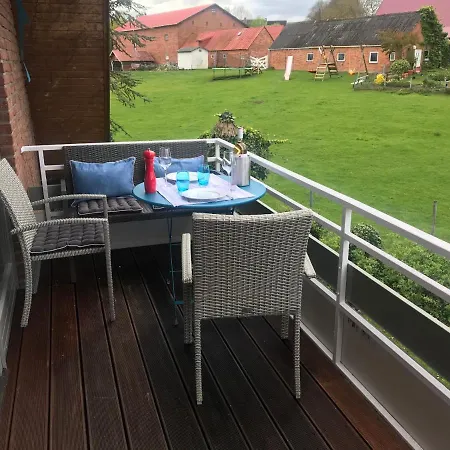 Apartment Moin ! *